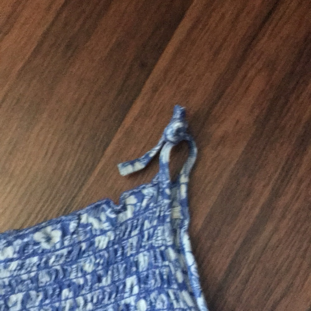 Forever 21 Halter Top - Picture 4 of 6
